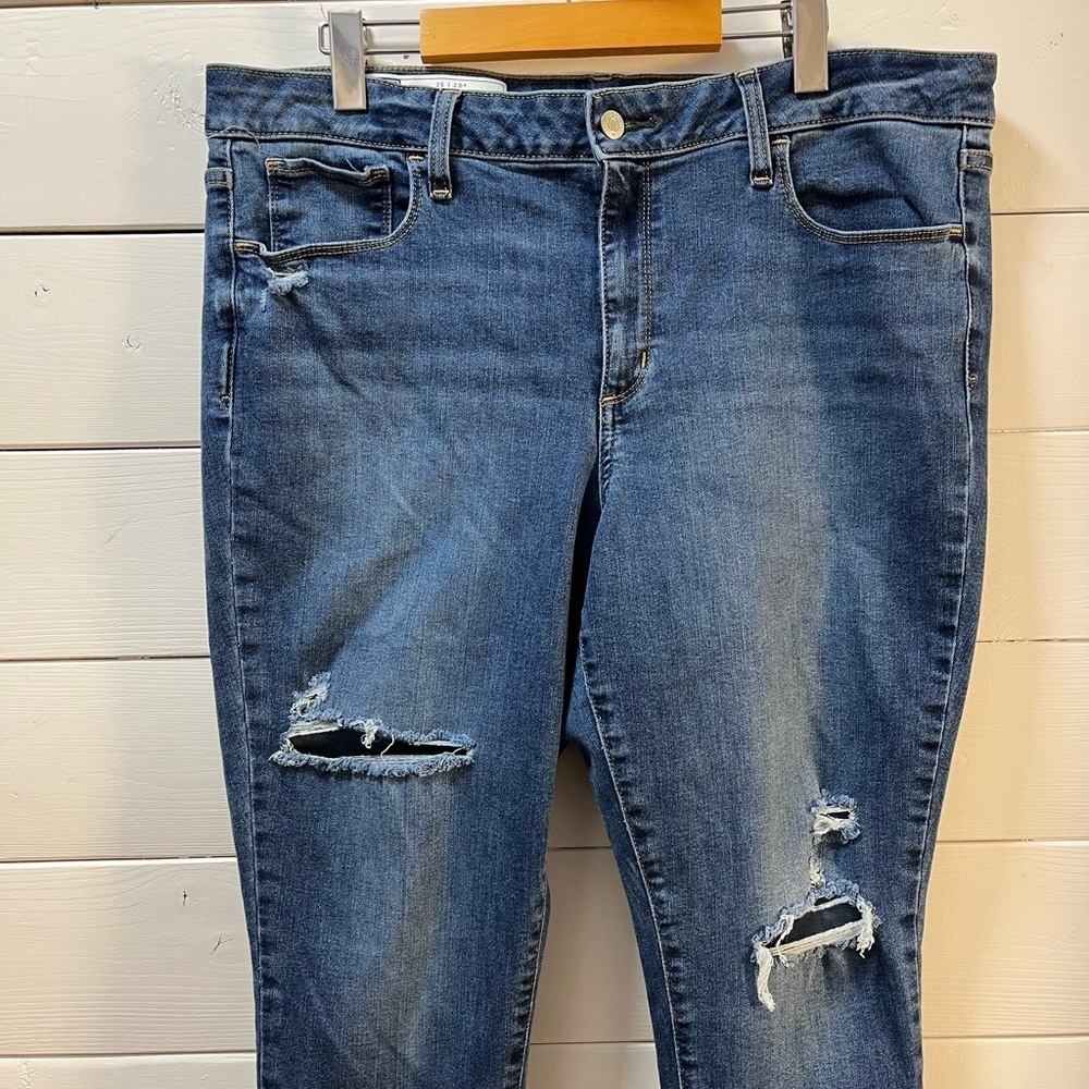 GAP – BLUE DENIM UNIVERSAL JEGGING MID RISE – SIZE 35/20 REGULAR - Picture 6 of 10